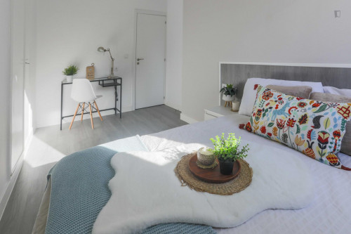 Welcoming double bedroom in Delicias - Gallery - 20