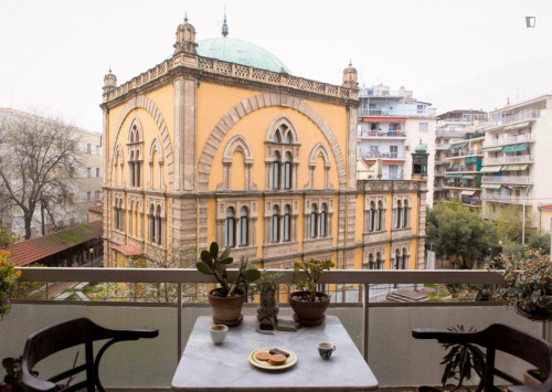 Cozy and renovated apartment very close to City Center and Seafront  - Gallery -  5