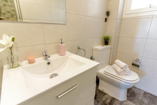 Tasteful double bedroom near the Delicias metro - Gallery - 8