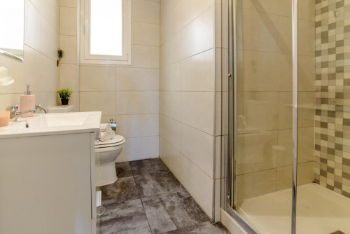 Tasteful double bedroom near the Delicias metro - Gallery - 10