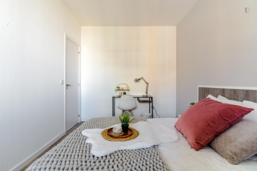 Tasteful double bedroom near the Delicias metro - Gallery - 13