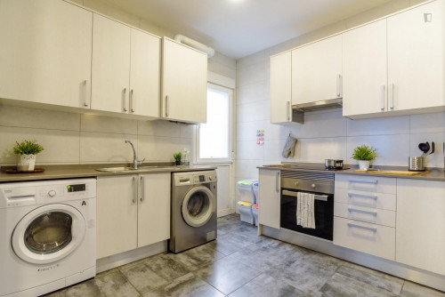 Tasteful double bedroom near the Delicias metro