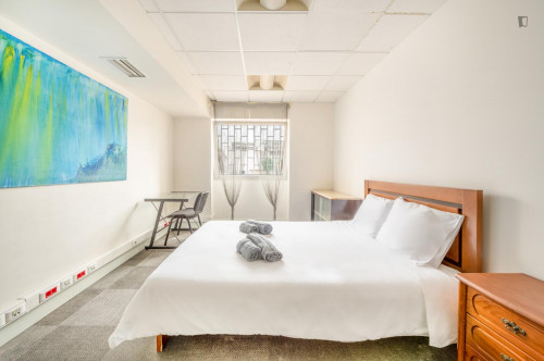 Cool double bedroom in a 9-Bedroom apartment, close to Picoas Metro