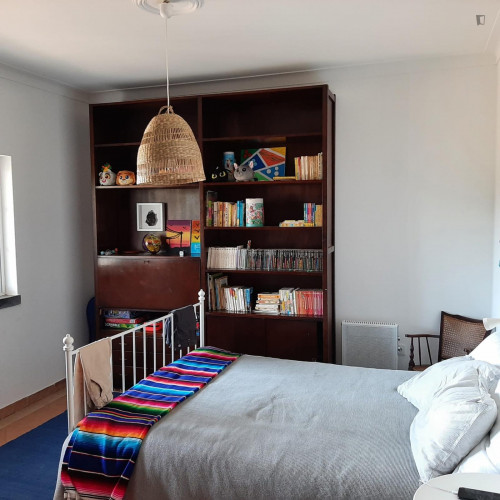 Amazing 3 Bedroom House with a swimming pool close to Setúbal
