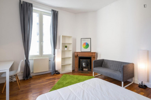 Big double bedroom in residential Sans-Souci Dauphiné