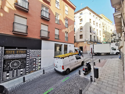 Double bedroom in a 3-bedroom apartment, in La Latina - Gallery - 9