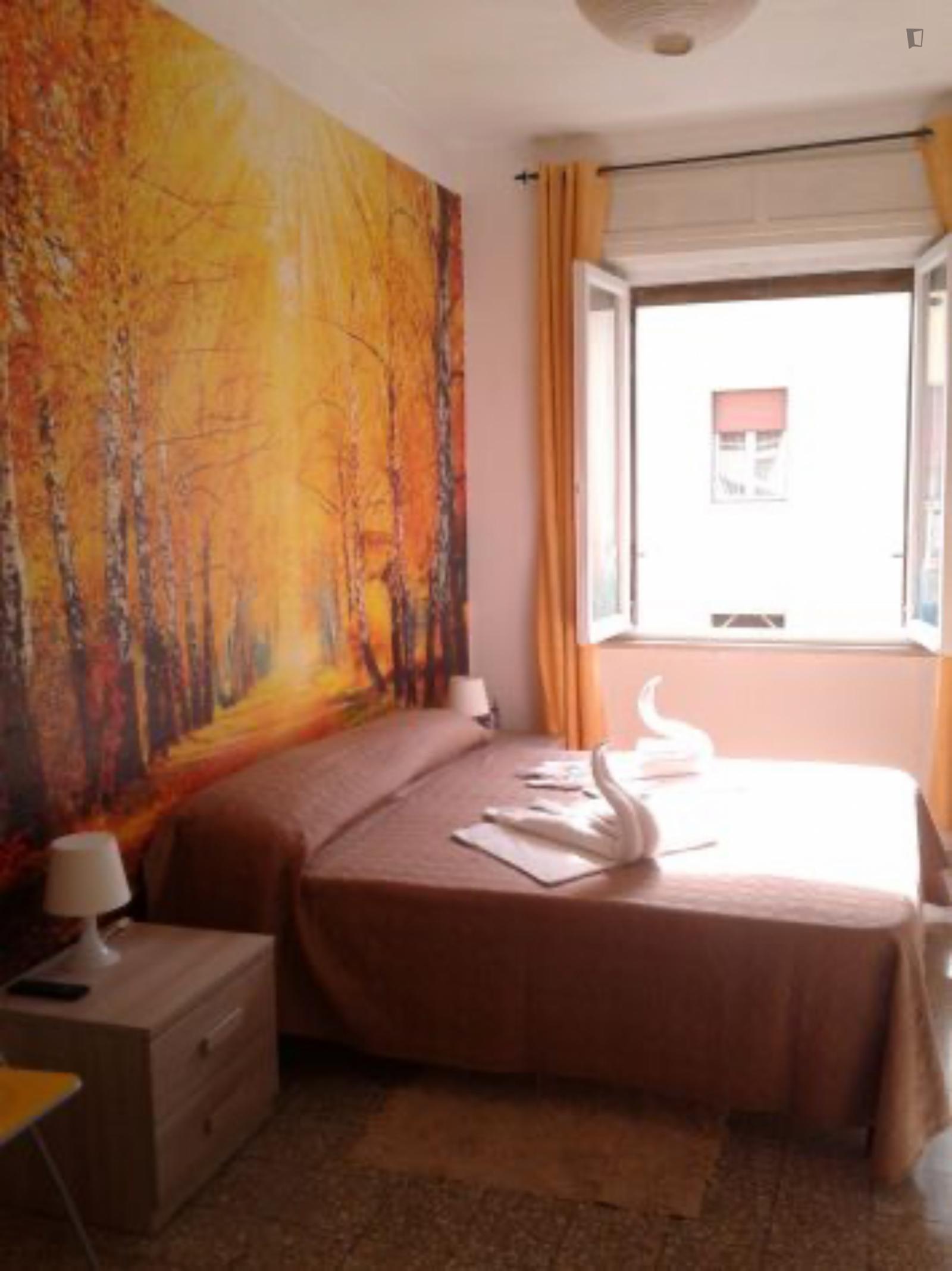 Bright Private Bedroom In Pisa Centre Near Pisa Centrale Station - Bright Private Bedroom In Pisa Centre Near Pisa Centrale Station - Gallery - 1