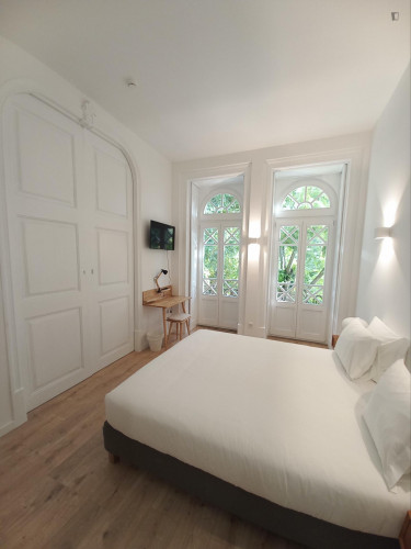 Excellent studio with a balcony, near Jardim da Sereia - LAA Studio 21