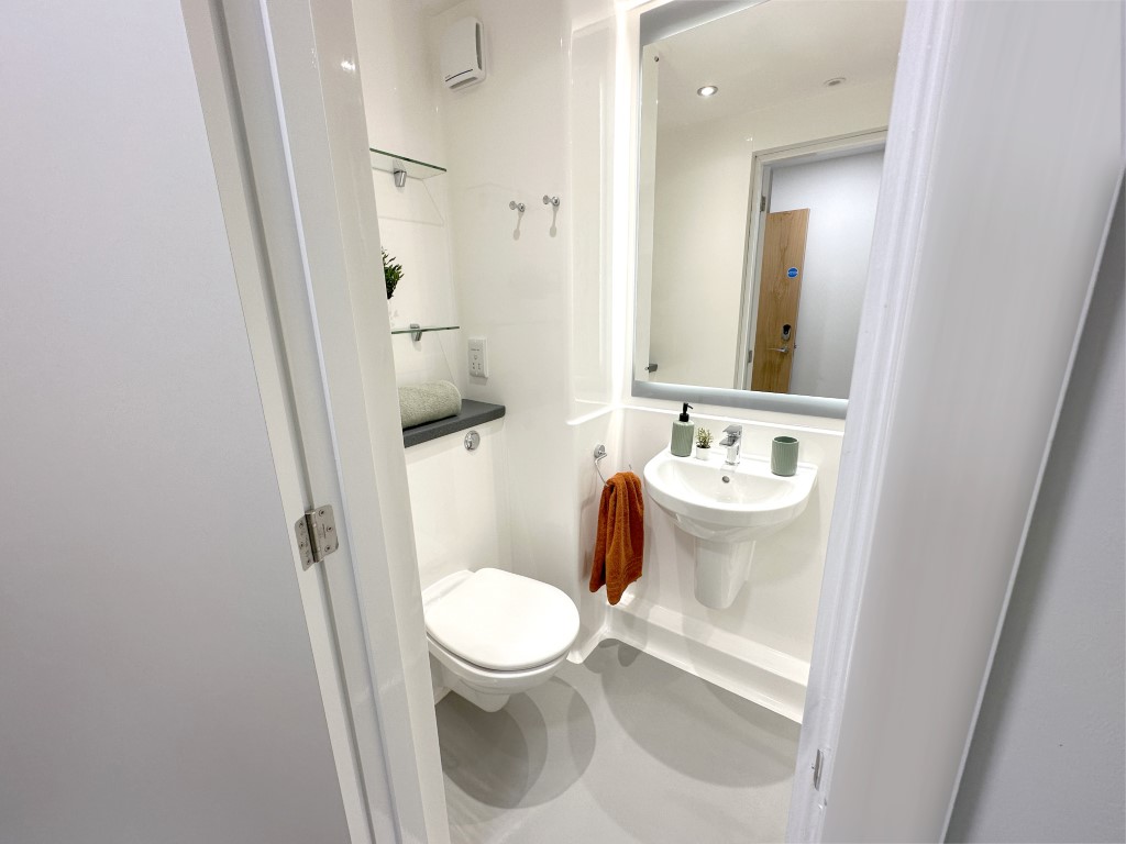  Premium Plus En-Suite  -  Enso - Colchester  - Gallery -  5