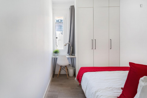Sublime double bedroom near Mercado de San Fernando - Gallery - 10