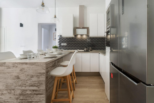 Sublime double bedroom near Mercado de San Fernando - Gallery - 12
