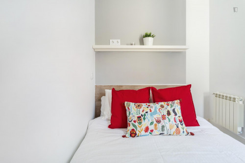 Sublime double bedroom near Mercado de San Fernando - Gallery - 17