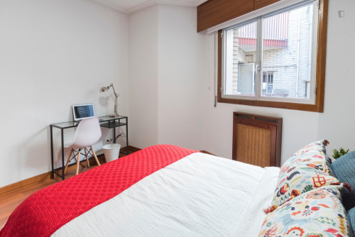 Double bedroom in a 6-bedroom flat, in Pacifico - Gallery - 26