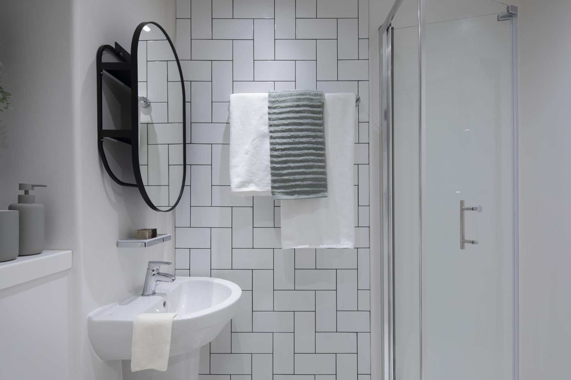  Platinum Studio Canal View  -  The Keel Houses  - Gallery -  11