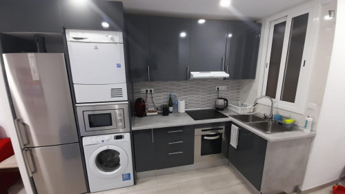 Homely 3-bedroom flat in L'Hospitalet de Llobregat