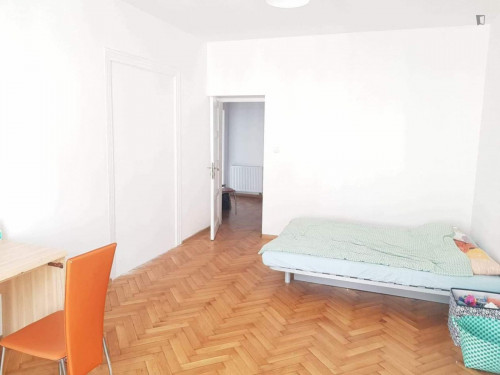 Comfortable double bedroom in a 3-Bedroom apartment, close to Galeria Kazimierz - Gallery - 2