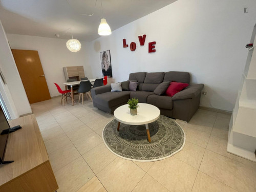 Nice single bedroom near Instituto De Enseñanzas Aplicadas