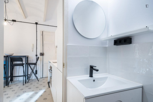 Appealing 1-bedroom flat in La Barceloneta