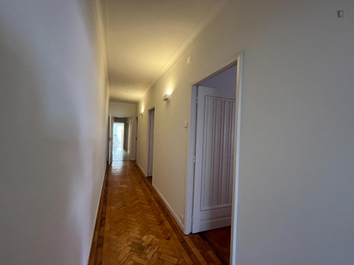 Neat double bedroom close to Carolina Michaelis metro station