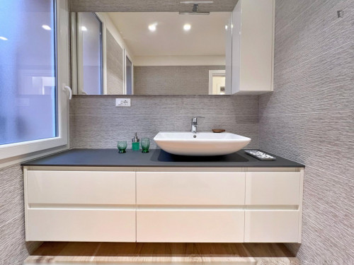 Splendid 2-bedroom apartment in the heart of downtown - Gallery - 10