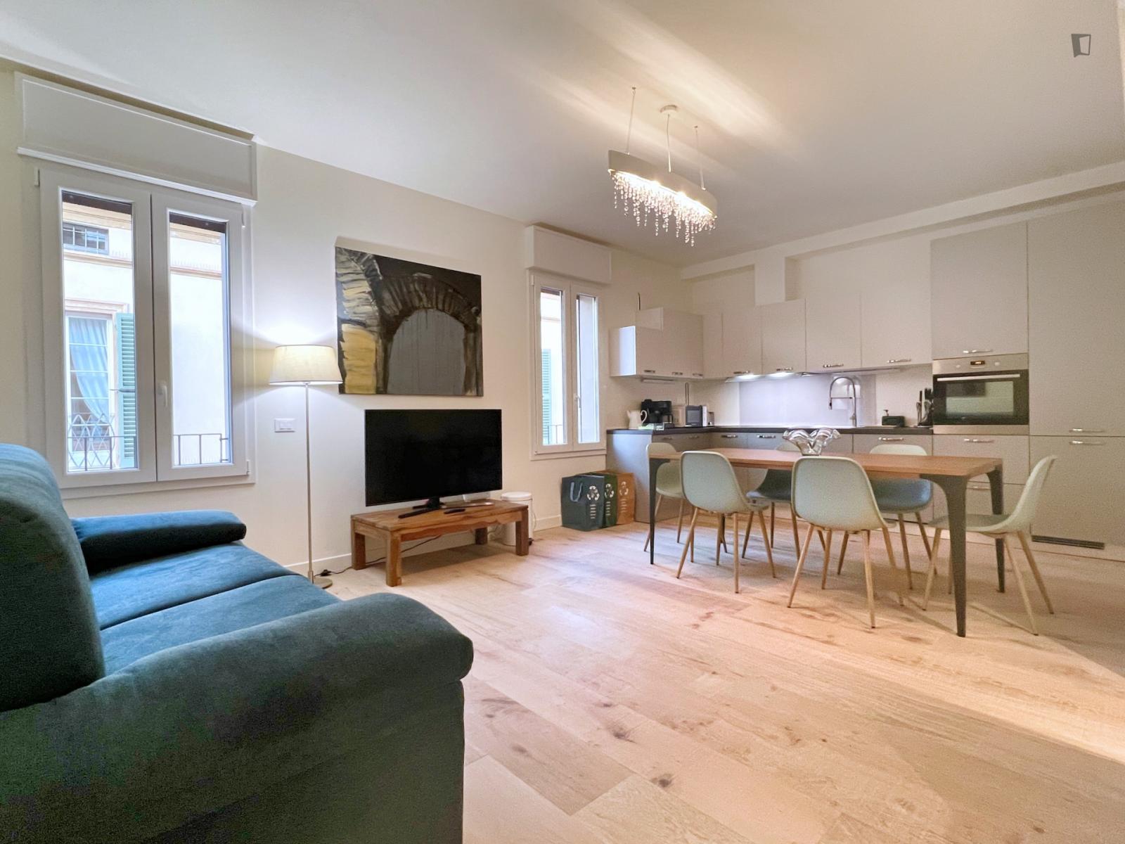  Splendid 2-Bedroom Apartment In The Heart Of Downtown  -  Splendid 2-bedroom apartment in the heart of downtown  - Gallery -  1