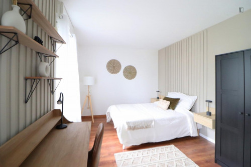 Great double bedroom in a 6-bedroom apartment, close to Crous Lille Nord-Pas-de-Calais