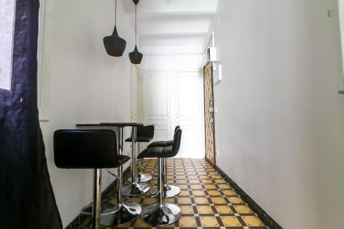Cosy single bedroom in a modern flat with balcony, close to Collblanc metro station - Gallery - 14