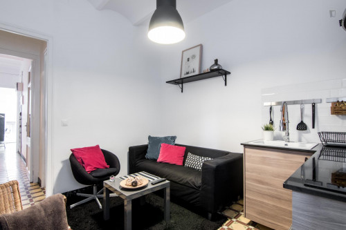Cosy single bedroom in a modern flat with balcony, close to Collblanc metro station - Gallery - 5