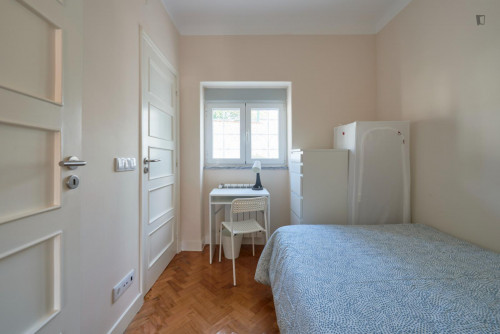 Nice double ensuite bedroom in Alvalade