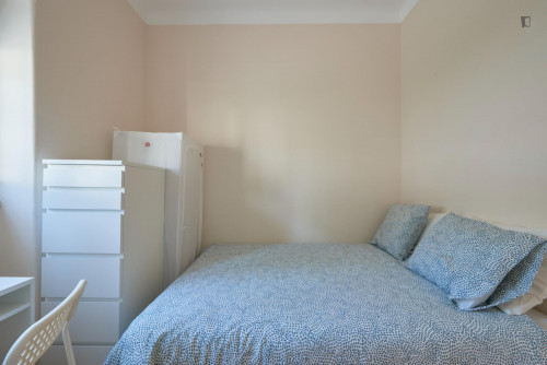 Nice double ensuite bedroom in Alvalade