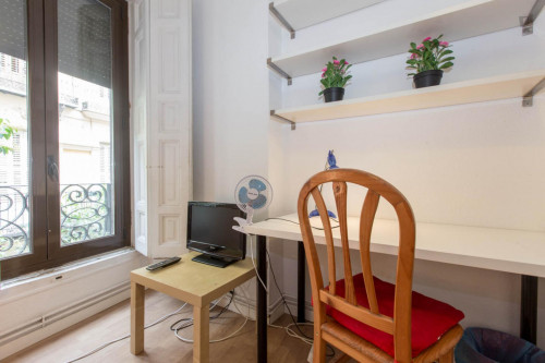 Spacious single bedroom near Tirso de Molina Plaza - Gallery - 2