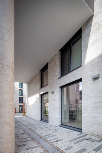Coleman Court - Gallery - 8