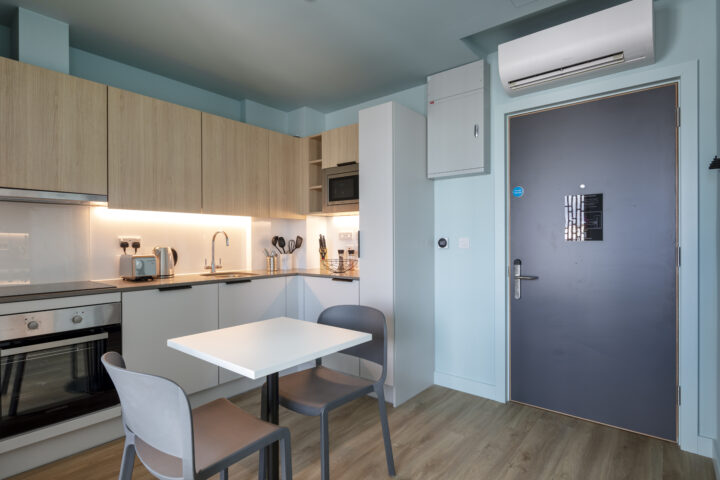 Classic Studio – Top Floors - 2