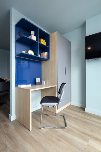 Classic Studio – Top Floors - 3
