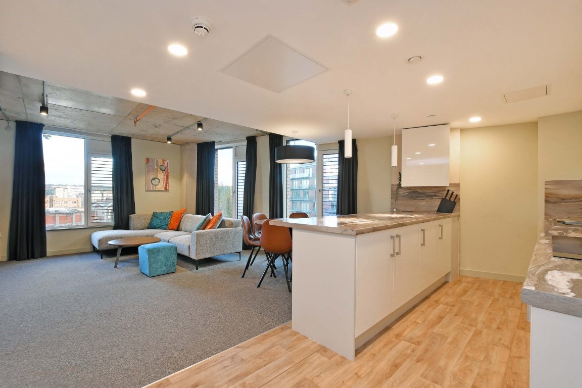Bronze En-Suite - LIV Student Sheffield - Gallery - 14