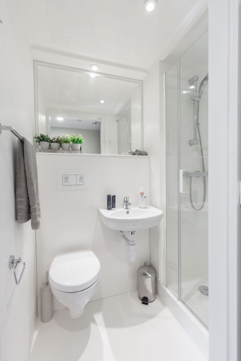 Bronze En-Suite - LIV Student Sheffield - Gallery - 3