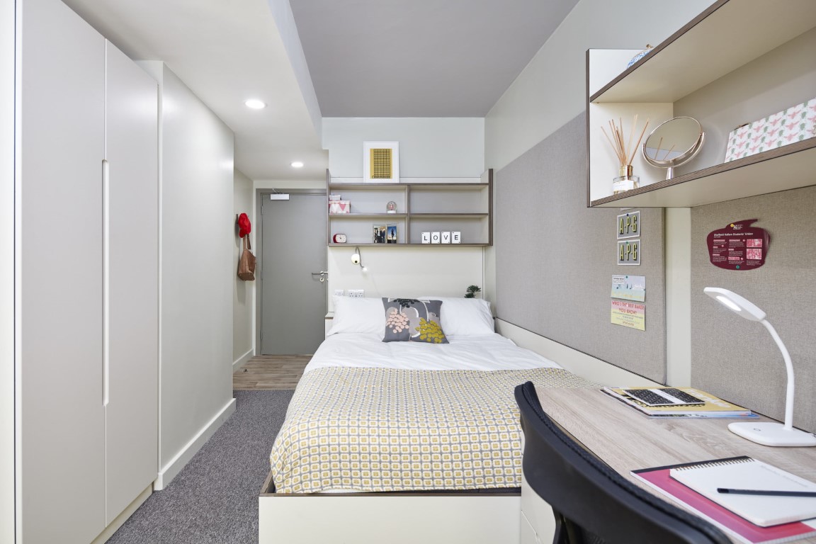 Silver En-Suite - LIV Student Sheffield - Gallery - 1