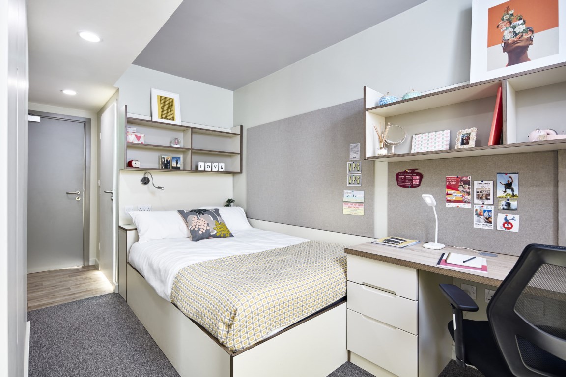 Silver En-Suite - LIV Student Sheffield - Gallery - 8