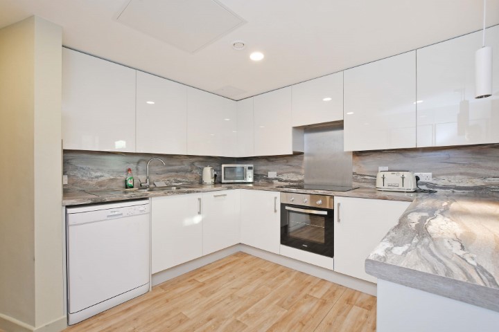 Silver Plus En-Suite - LIV Student Sheffield - Gallery - 12