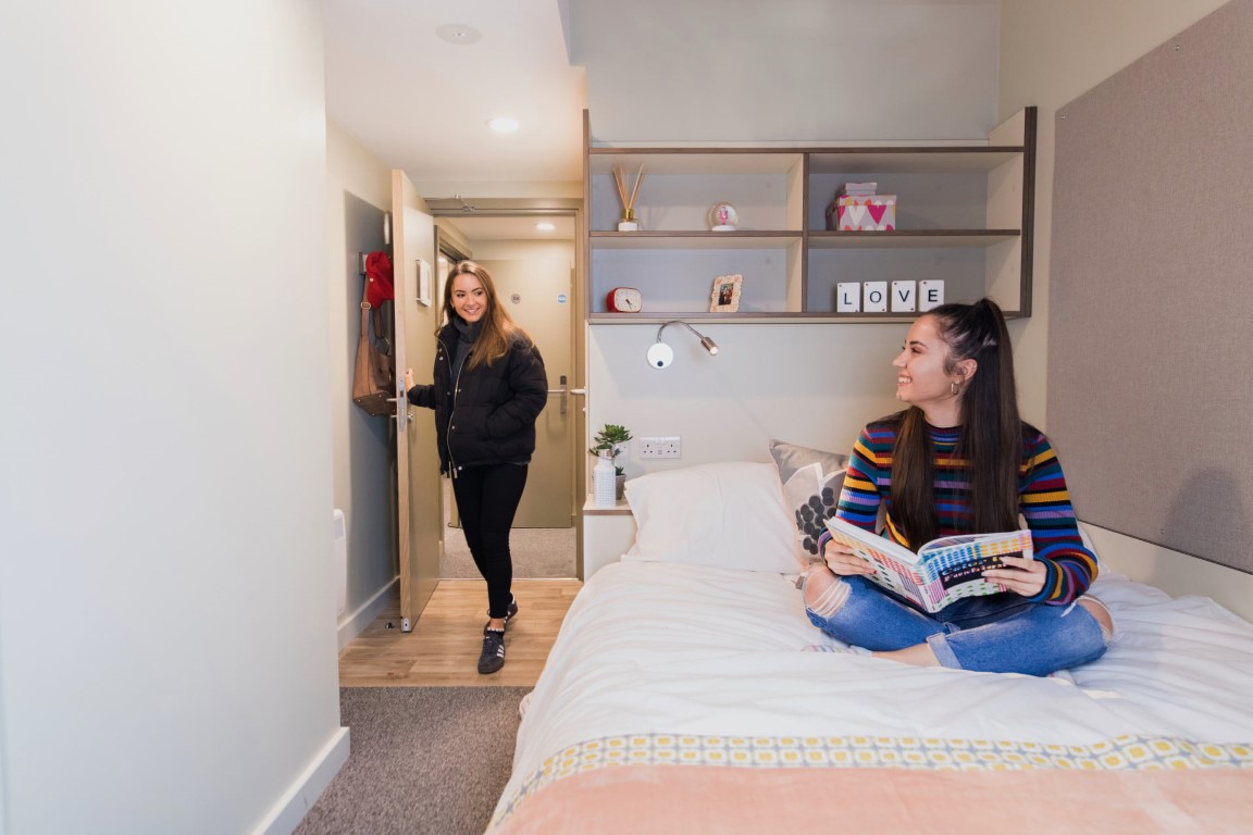 Silver Plus En-Suite - LIV Student Sheffield - Gallery - 6