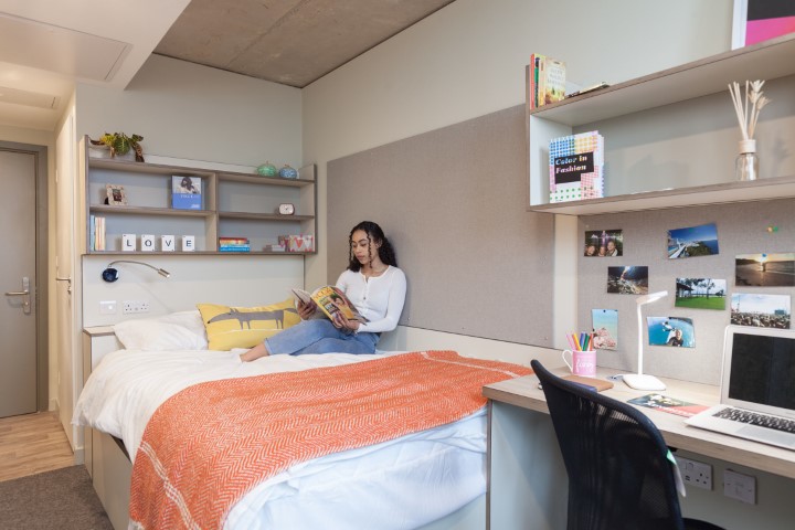  Silver Plus En-Suite  -  LIV Student Sheffield  - Gallery -  1