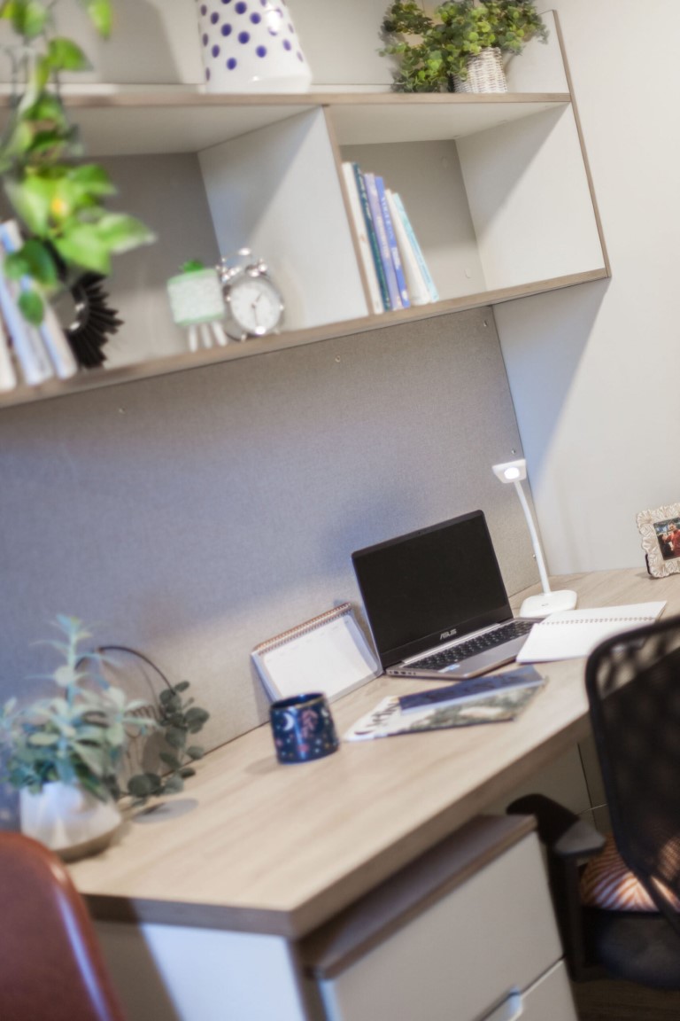 Platinum En-Suite - LIV Student Sheffield - Gallery - 2