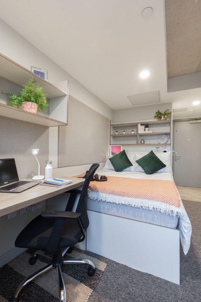 Platinum En-Suite - LIV Student Sheffield - Gallery - 11