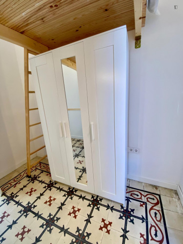 Great two-levels bedroom with views to Granada Cathedral
