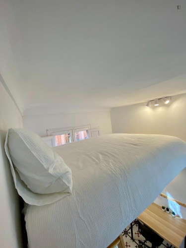 Great two-levels bedroom with views to Granada Cathedral - Gallery - 5