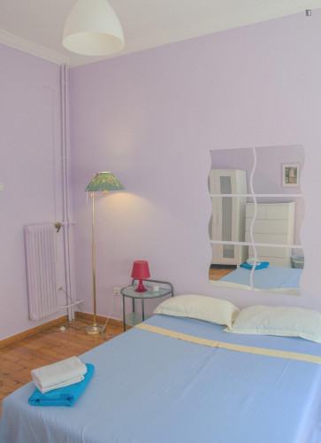 Cute double bedroom in the center of Athens