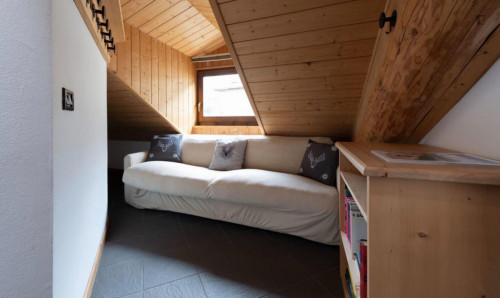 Welcoming 2-bedroom apartment close to Castello di San Pietro - Gallery - 9