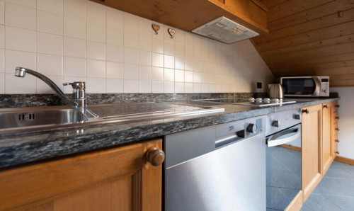 Welcoming 2-bedroom apartment close to Castello di San Pietro - Gallery - 18