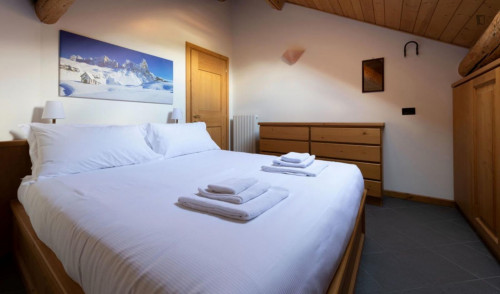 Welcoming 2-bedroom apartment close to Castello di San Pietro - Gallery - 28