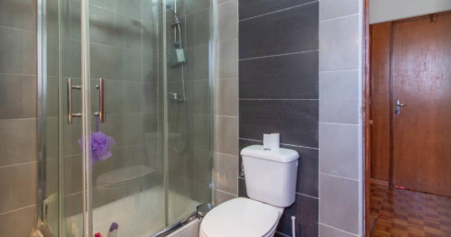Welcoming 5-bedroom flat in Encarnação - Gallery - 16